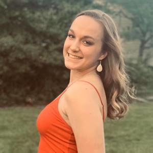 Meet your Posher, Kenzie